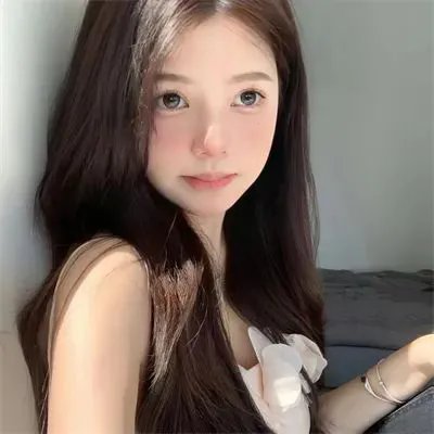 钱信伊:地下酒吧